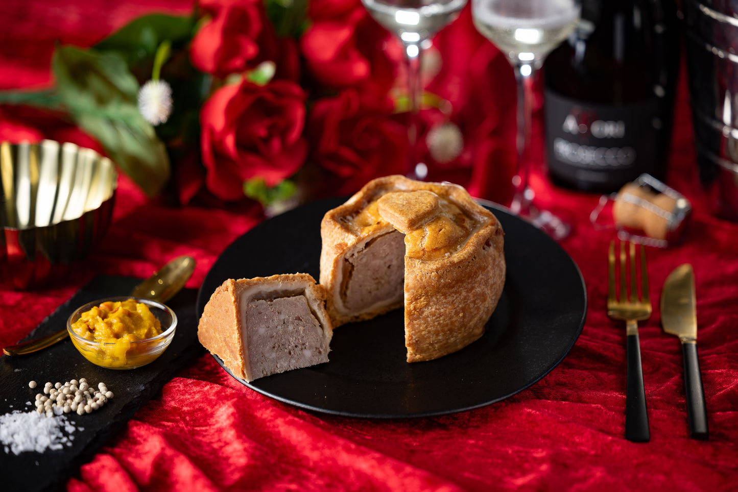 Valentine's Pork Pie (440g)